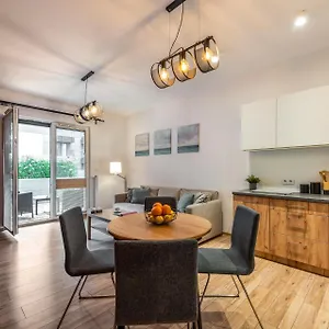 Apartment Marvels Place With Parking And Ac, Krakau